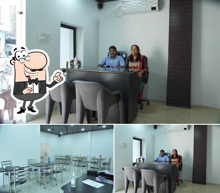 Check out how Siddharth Restaurant looks inside
