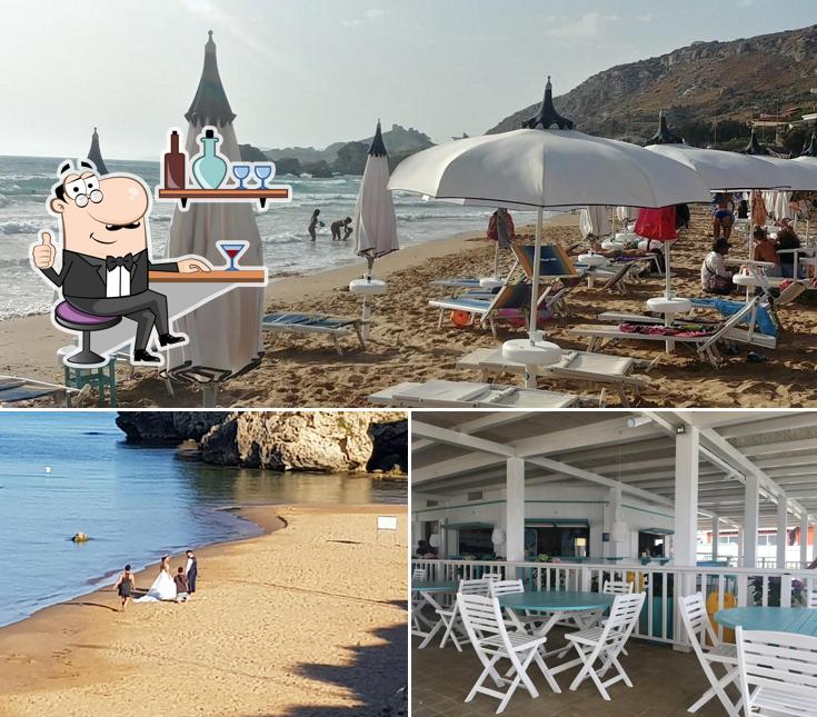 La immagine di interni e cibo da Lido Miramare Licata