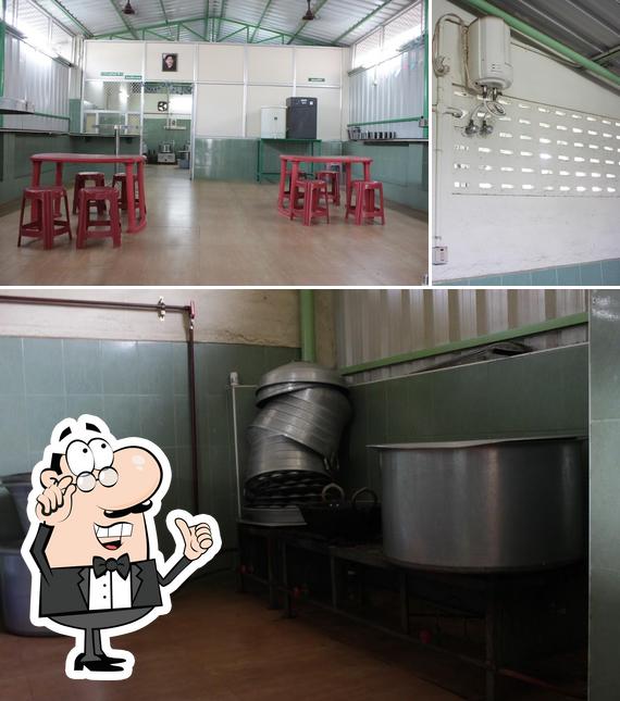 The interior of Amma Unavagam