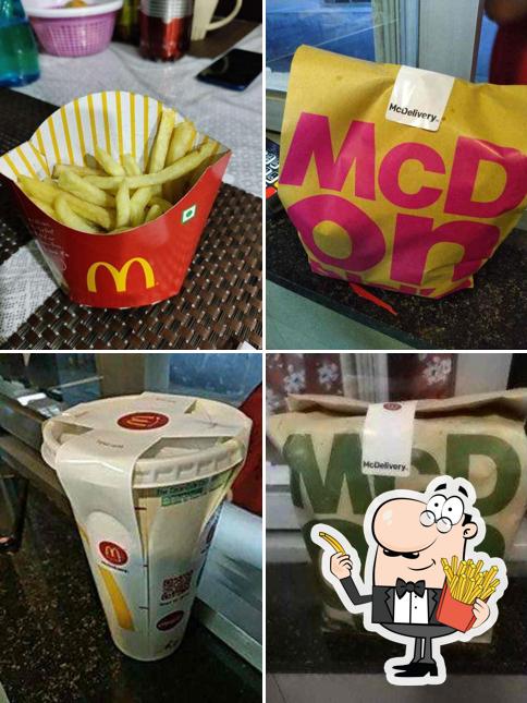 Order finger chips at McDonald's