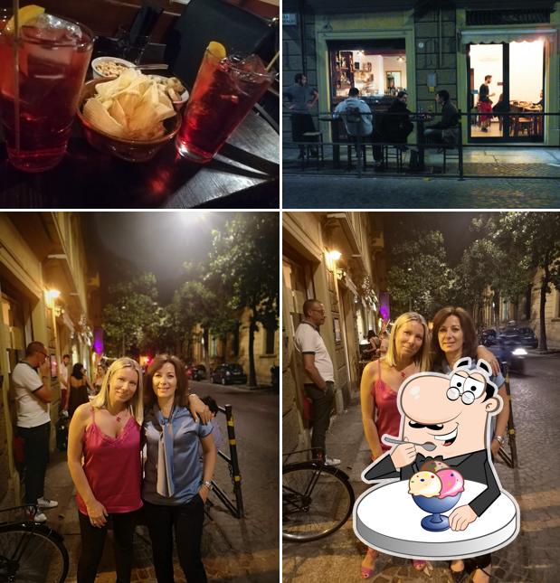 Angolo B serve un'ampia selezione di dessert
