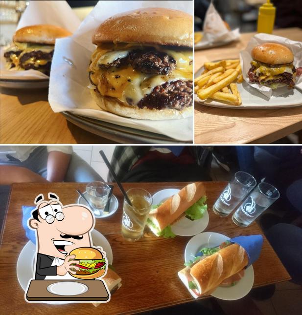 Prova un hamburger a Au Galop - Smash Burger