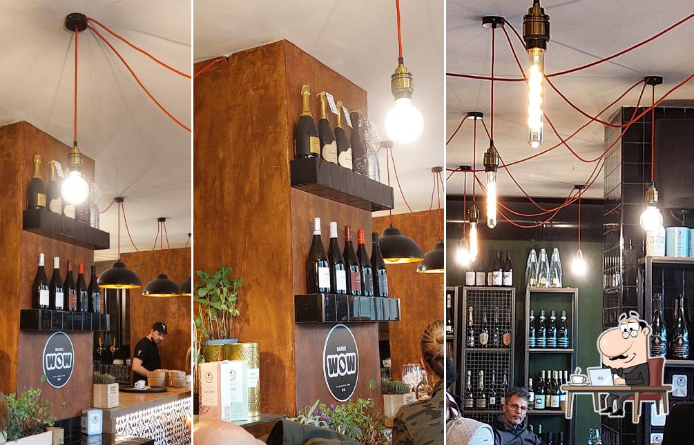 Siediti a un tavolo di Civico / 44