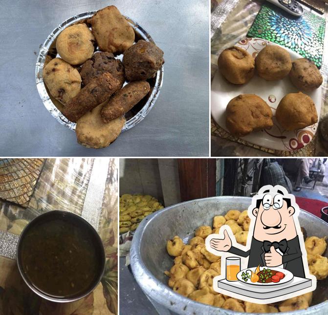 Meals at Khandani Pakode Wala