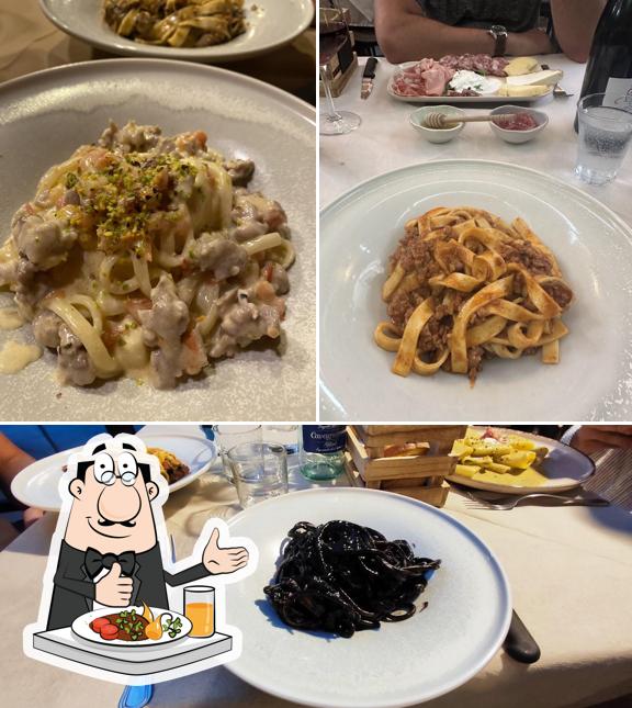 Tagliatelle al Osteria Vinetna