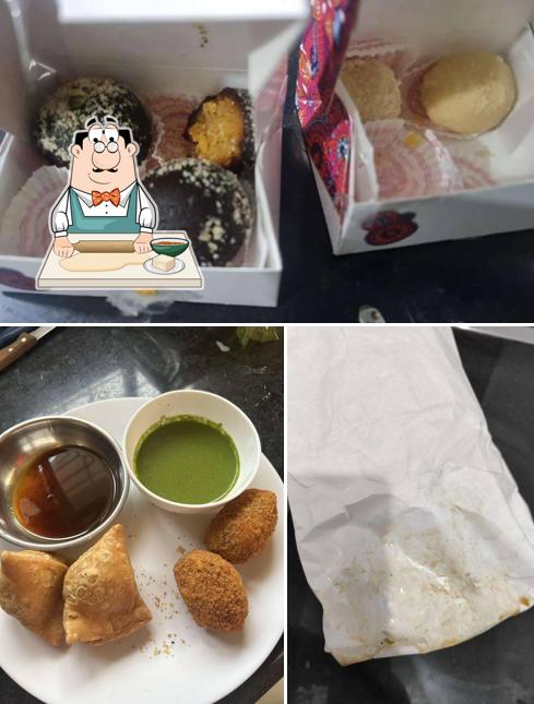 Samosa at Real Bengal Sweets