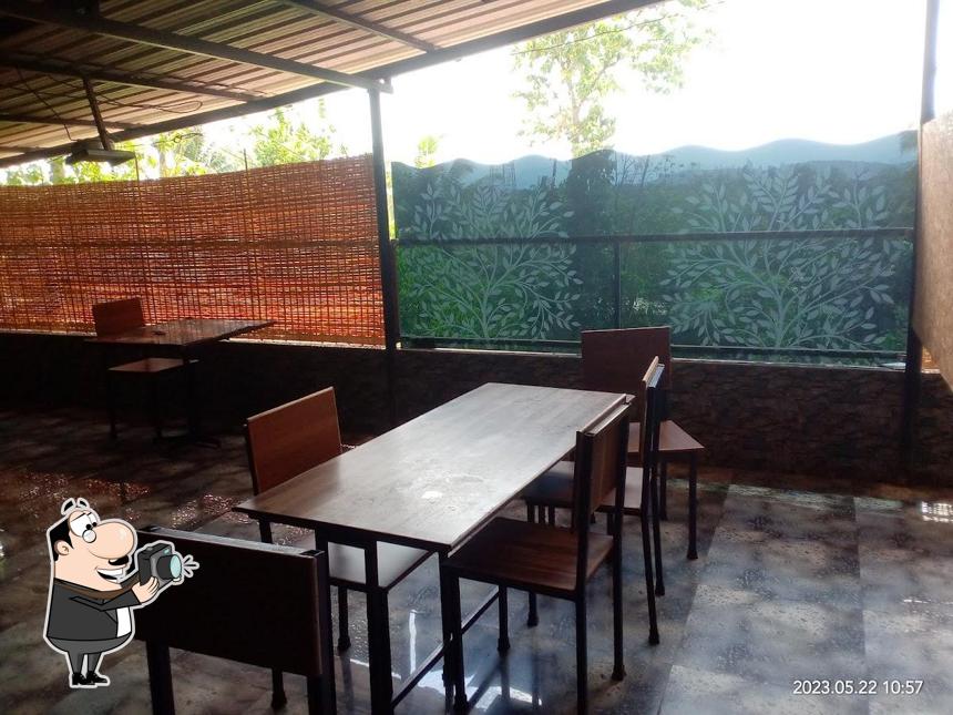 Look at this image of Yatish bar restaurant Gaonkar wada