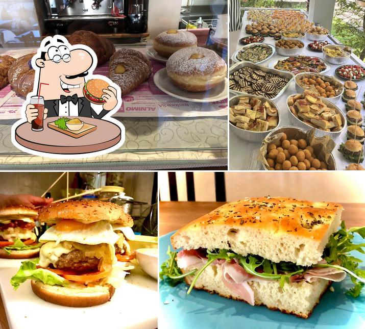 Prova un hamburger a Snack Bar La Margherita