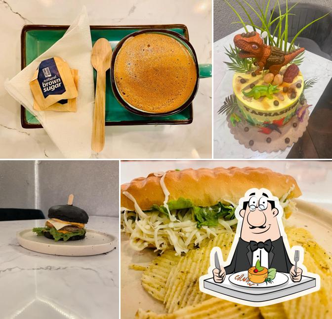 Food at Cakeachino cafe au lait