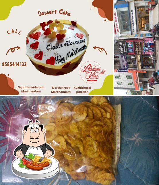 Food at Lakshmi Vilas Bakery