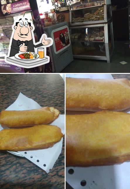 Food at SRI BALAJI BAKKERY
