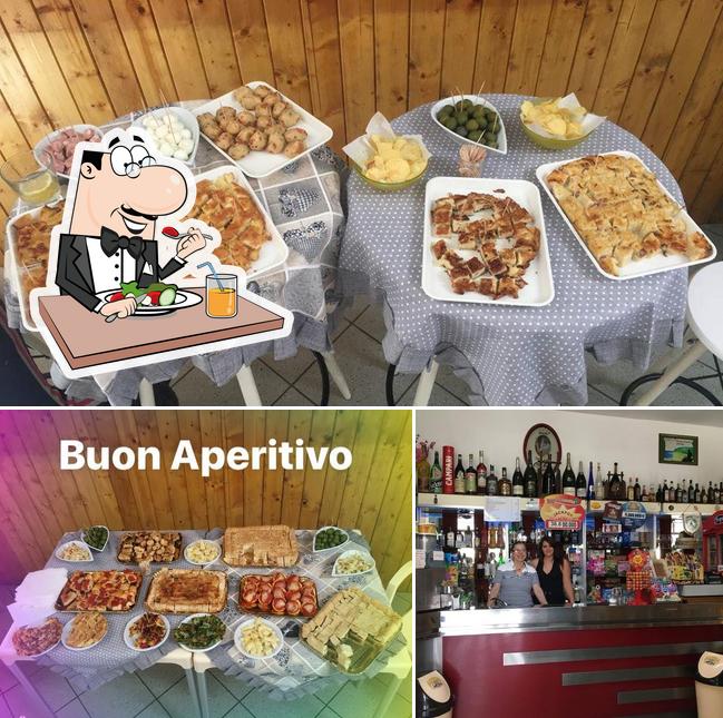 La immagine di cibo e bancone da bar da Bar Centrale