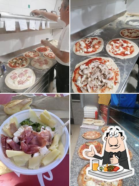 Platti al Bar Pizzeria Esmeralda