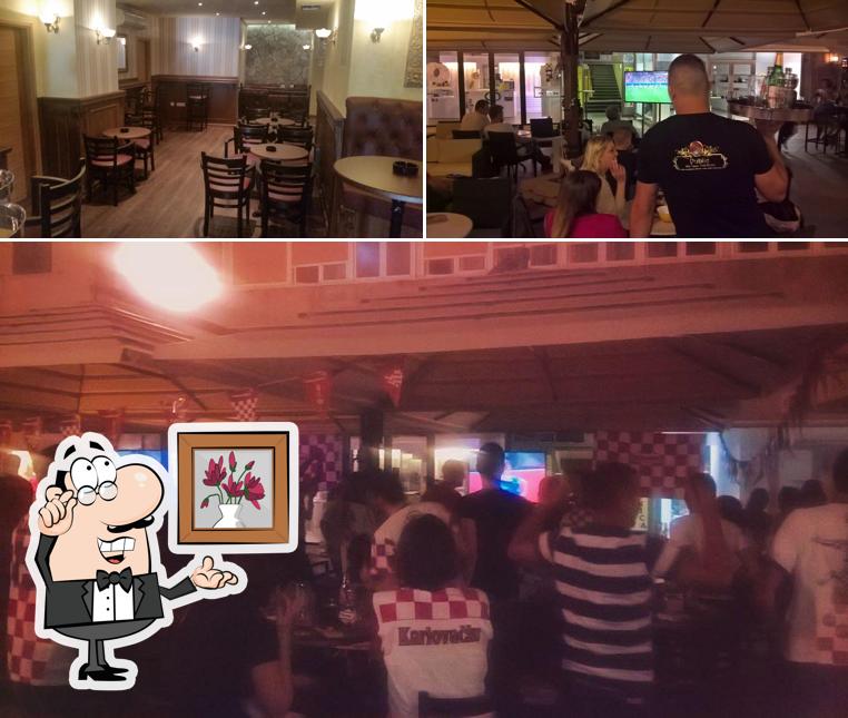 Gli interni di Public pub