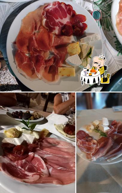 Antipasto al Agriturismo "Valle di Marco"