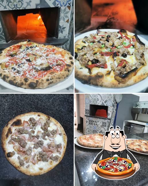 Ordina una pizza a Pizzeria le Regine