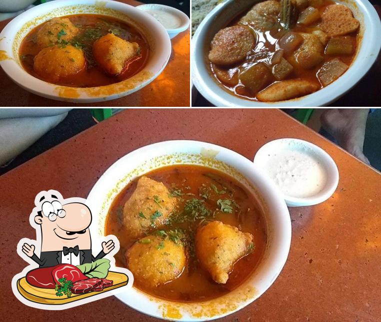 Try out meat meals at Wadeshwar