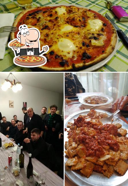 Ordina una pizza a Santa Lucia