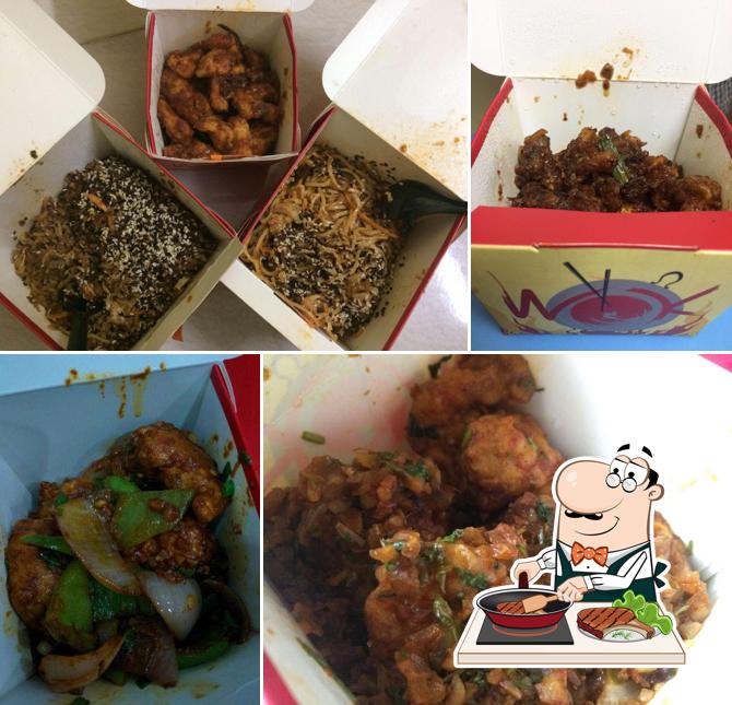 Order meat dishes at Chinese Wok
