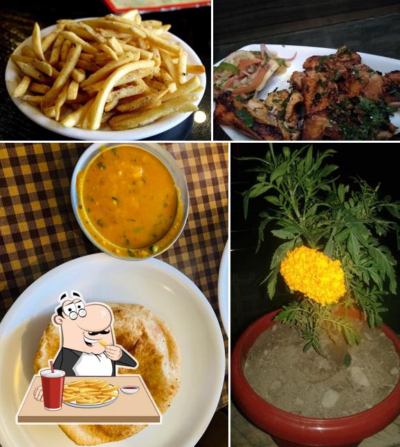 Try out fries at Aap Kaa Ahaar Restaurant
