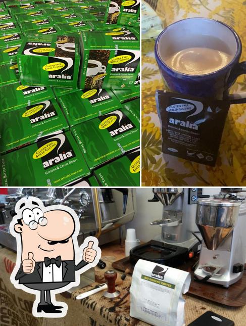 Guarda questa foto di Aralia Ginseng & Coffee Drink