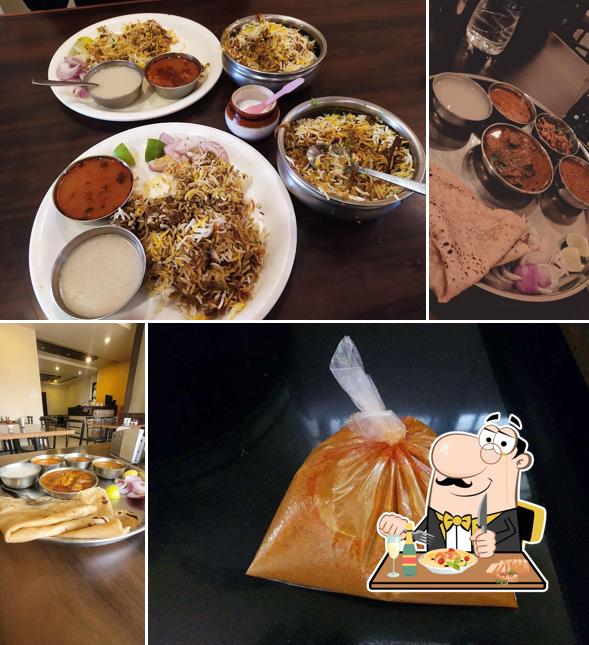 Pad thai at Hotel Nagrik