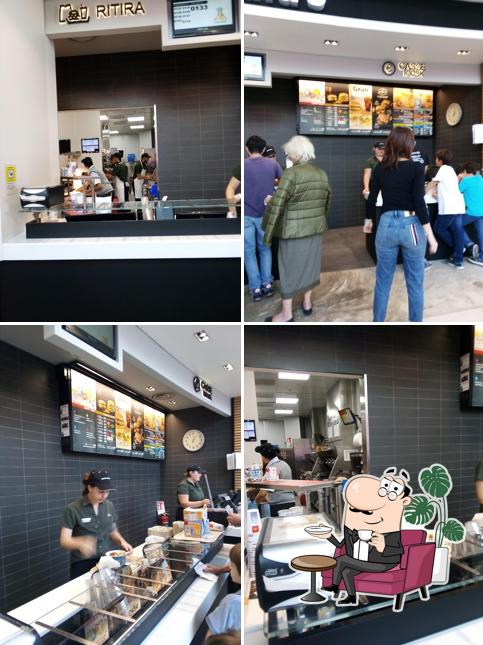 Gli interni di McDonald's San Giuliano Le Cupole