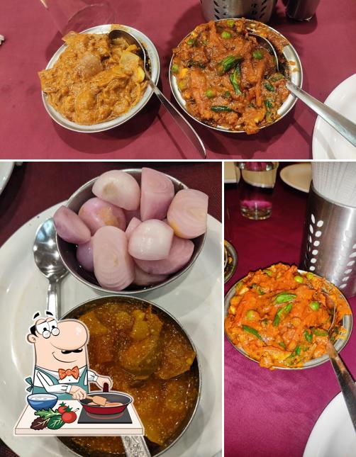 Chicken curry at Sukh Sagar