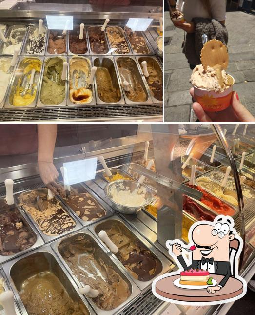 La Cremeria delle Erbe serve un'ampia varietà di dessert
