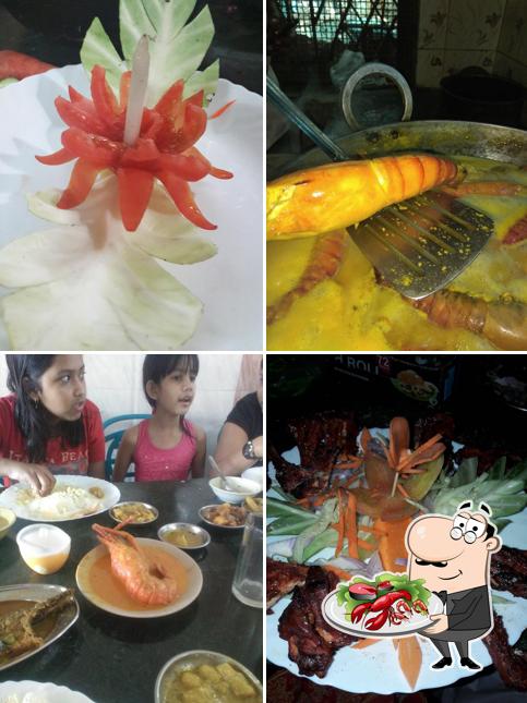 Try out seafood at Amrapali Hotel & Resturant