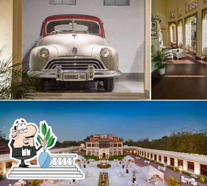 The exterior of Khaas Bagh