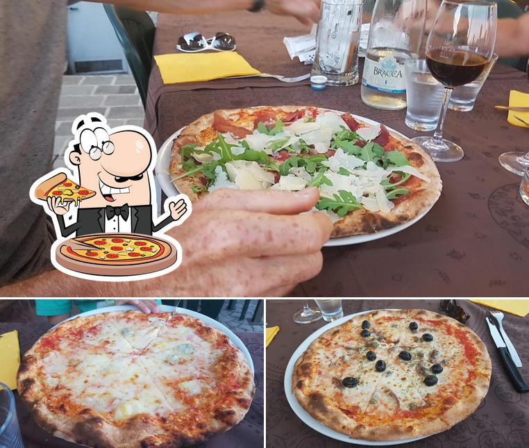 Scegli una pizza a Gestione Dolci - Pizzeria Albachiara