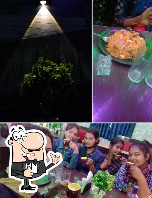 Look at the picture of A GREEN HILLS Faimly Restaurant