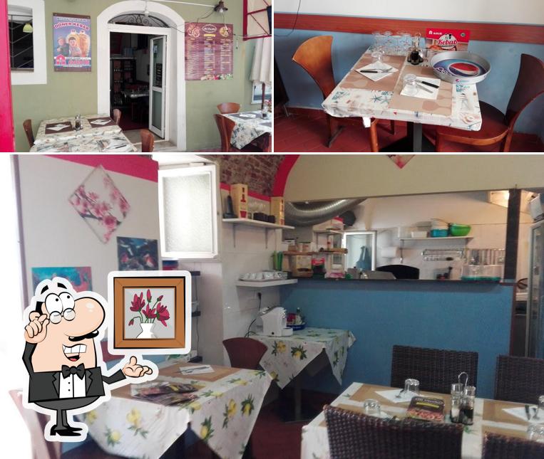 Dai un'occhiata agli interni di Ristorante Pizzeria Al Vicolo