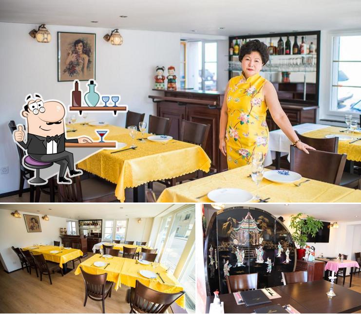 Siediti a un tavolo di China Restaurant zum Gelben Schnabel