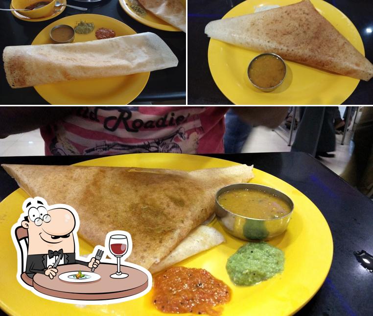 Food at Hotel Salem Saravana Bavan Pure Veg A/C