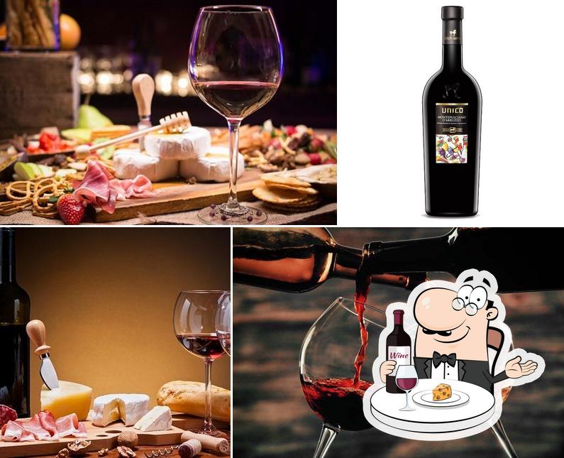 OINOS Vini - Wine Bar - Caffetteria