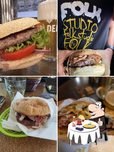 Prova un hamburger a Folkstudio