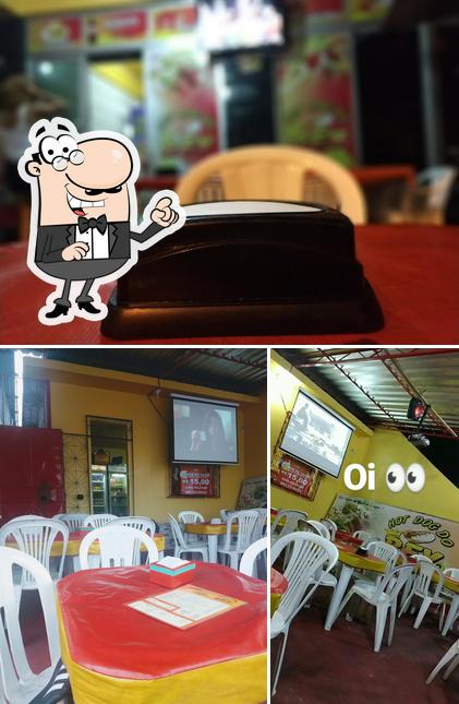 O interior do Hotdog Do Rey
