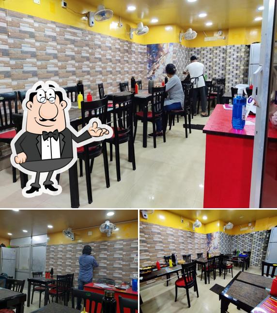 The interior of Triptir Bhaja Bhoj