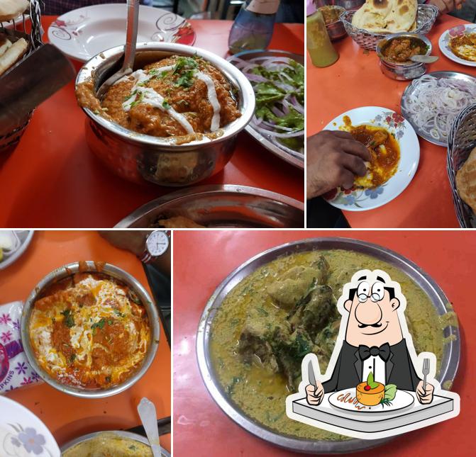 Meals at Al-Umar Chicken Point