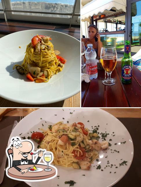 Ristorante Filo Bagni Il Corsaro si caratterizza per la cibo e birra