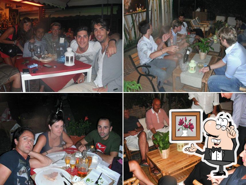 Gli interni di Bambu pizzeria lounge bar Pesaro