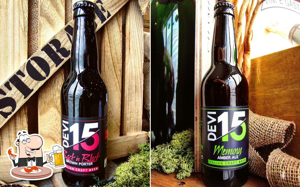 Puoi prenderti un rinfrescante bicchiere di birra chiara o scura