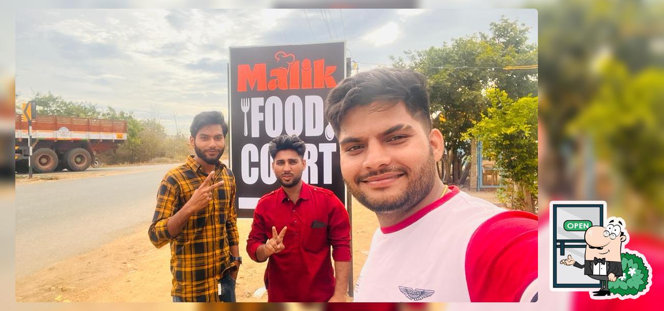 MALIK FOOD COURT