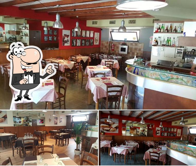 Gli interni di Pizzeria La Piazzetta - Servizio anche a domicilio