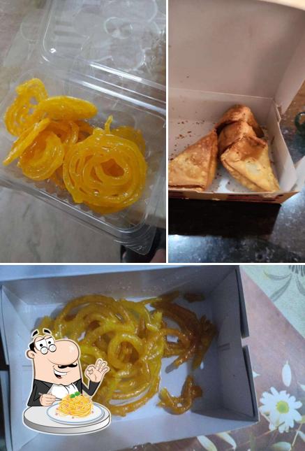 Spaghetti carbonara at Vadigam Farsan House