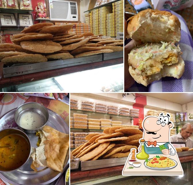 Food at Nathu's Sweets