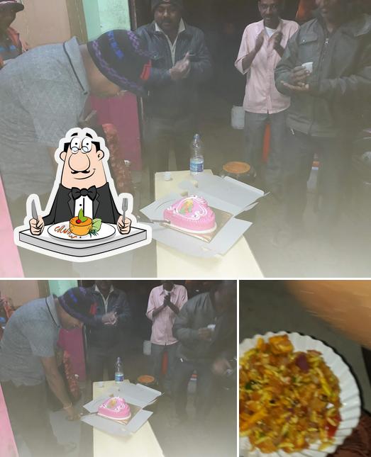 Food at Dhanshree Chaat Center
