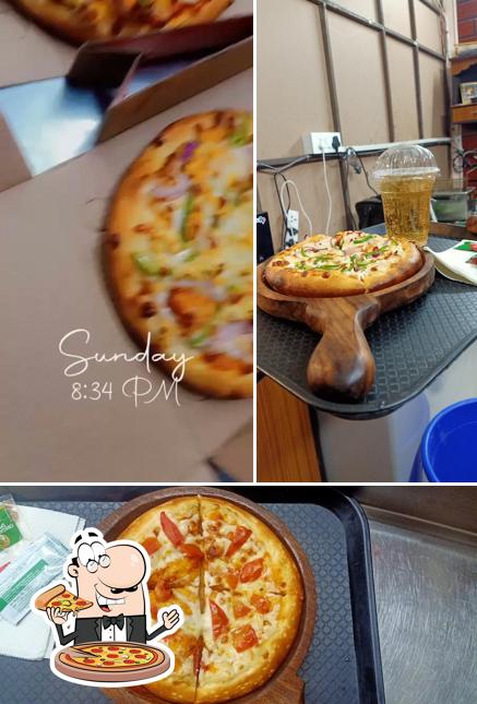 Get pizza at Food land